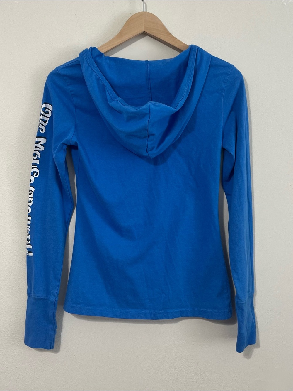 Disney Blue Mickey Mouse Epcot Hooded Kids Shirt - Picture 2 of 8